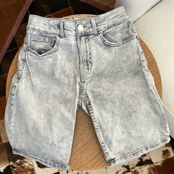 Zara Other - Zara Shorts sz 10